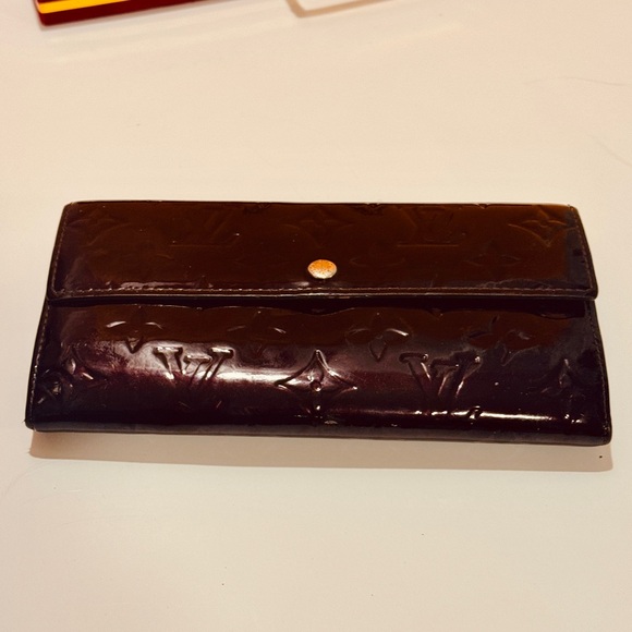 Louis Vuitton Printed monogram Wallet - Picture 8 of 15